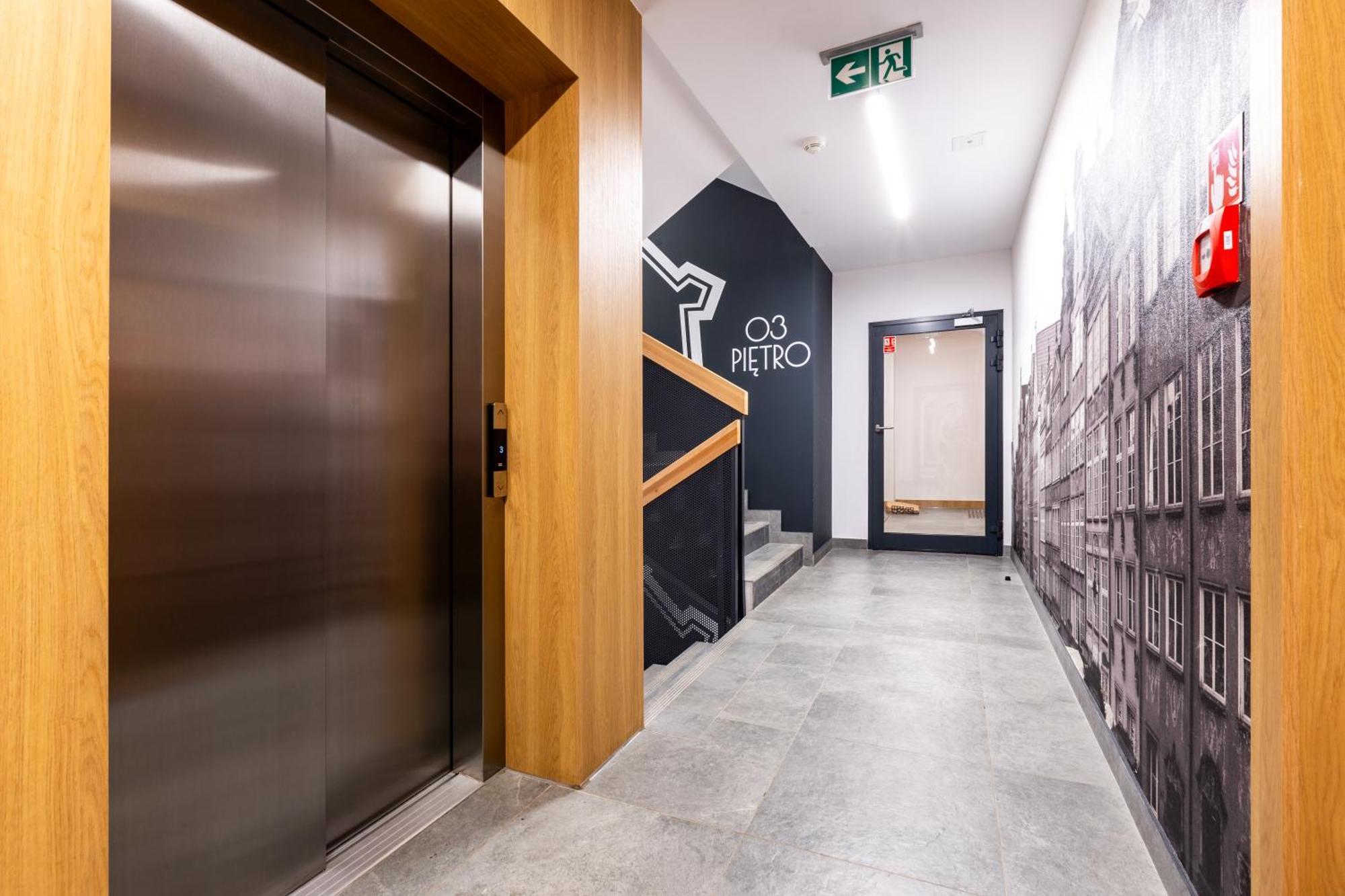Walowa Chic Apartment Гданск Екстериор снимка
